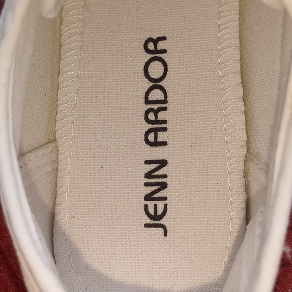 Jeen Ardor Women's size 8 white canvas fashion low-top sneakers - Picture 8 of 15